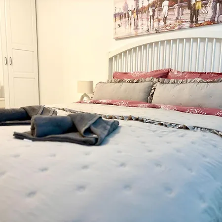 Simphony Apartament *